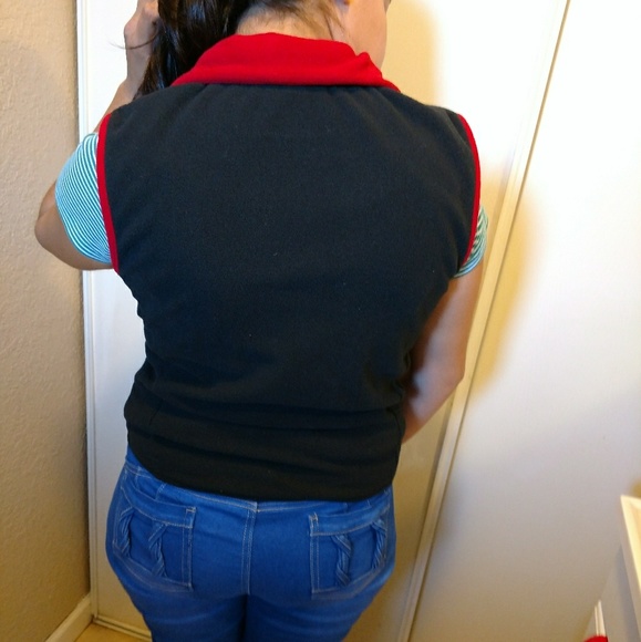 Nike vest - Picture 2 of 6